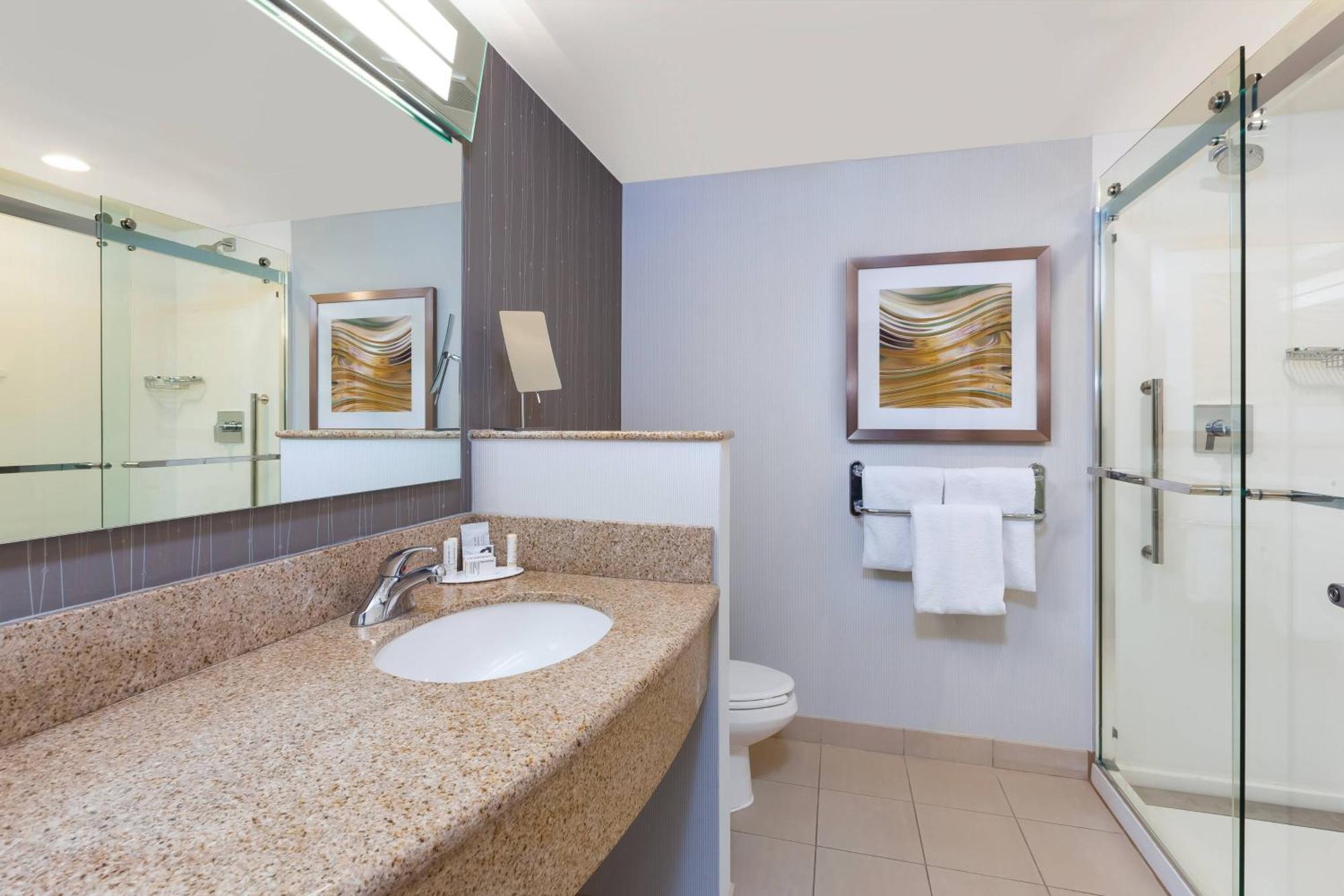 Courtyard By Marriott Oklahoma City Downtown Exterior foto
